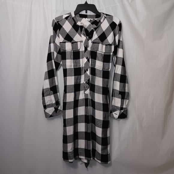 GAP Dresses & Skirts - GAP WOMEN'S LONG SLEEVE PLAID DRESS